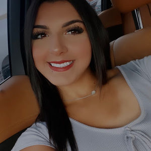 Meet your Posher, Itzel